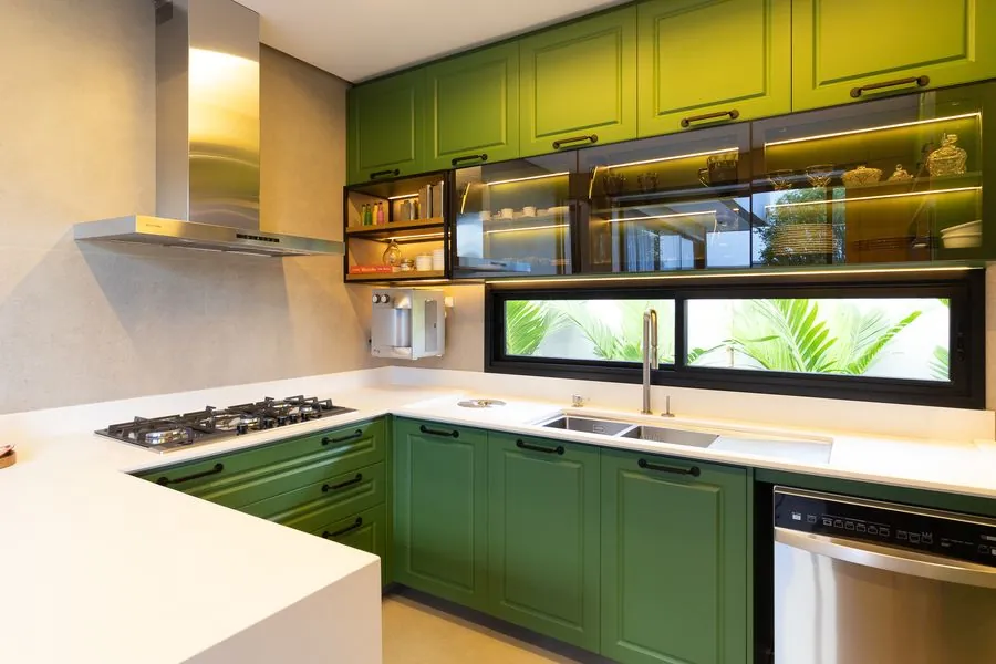 Cozinha provençal em laca microtextura com puxadores Zen Design: tradição e design em perfeita sintonia | Progetto Mobiliamo