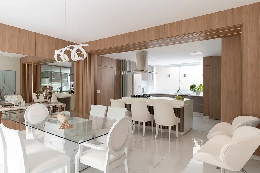 Sala de jantar com móveis planejados de alto padrão | Progetto Mobiliamo